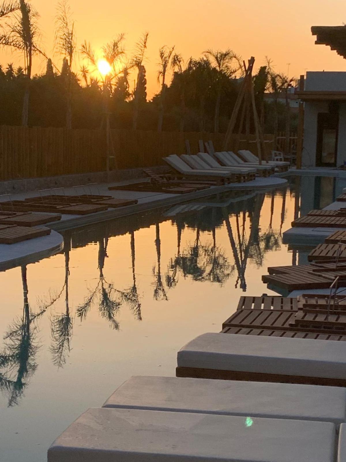Khroma Luxury Suite 2 Beach Front Apartment Hersonissos  Exteriör bild